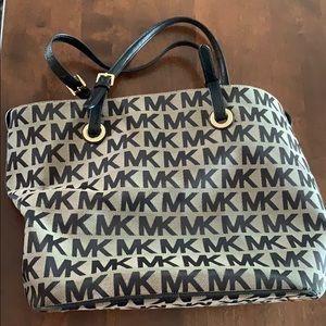 Black Michael Kors Tote